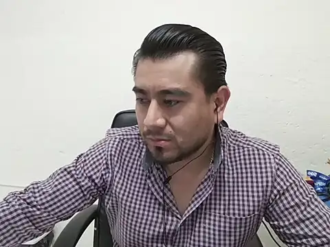 youmanhorny online show from July 30, 4:28 pm