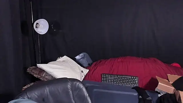 Metalstud online show from January 8, 2:19 pm