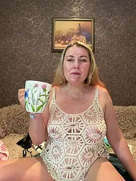 Katti Kissa online show from June 14, 10:06 am