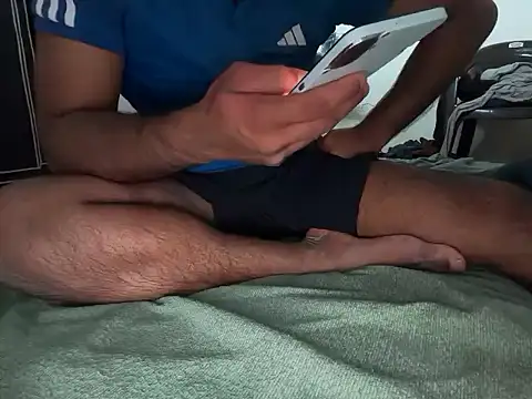 rohithunni123 online show from February 13, 12:01 pm