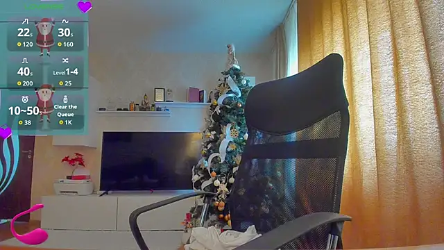 Snapshot of hot_evil_queen chatting on December 4, 8:56 am hot evil queen online show from December 4, 8:56 am