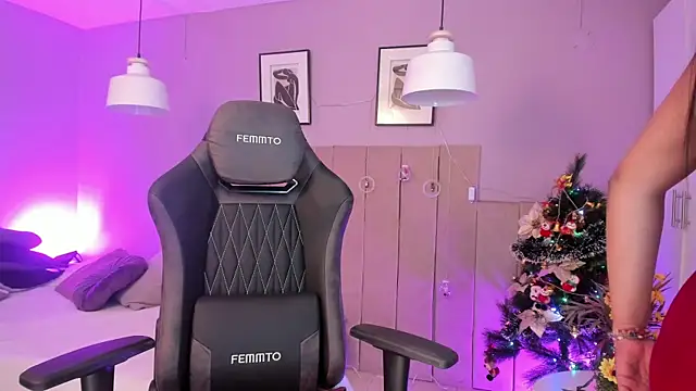 Inndrahot online show from December 22, 3:55 am