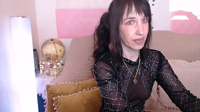 -carla- online show from December 11, 8:36 am