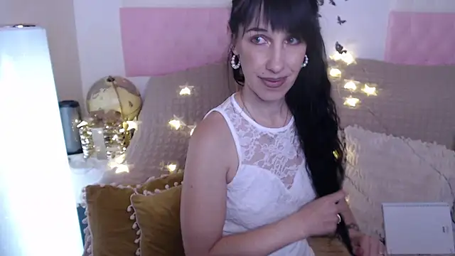 -carla- online show from December 22, 8:27 am