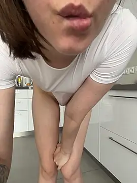  sweet baby  online show from June 25, 11:26 am