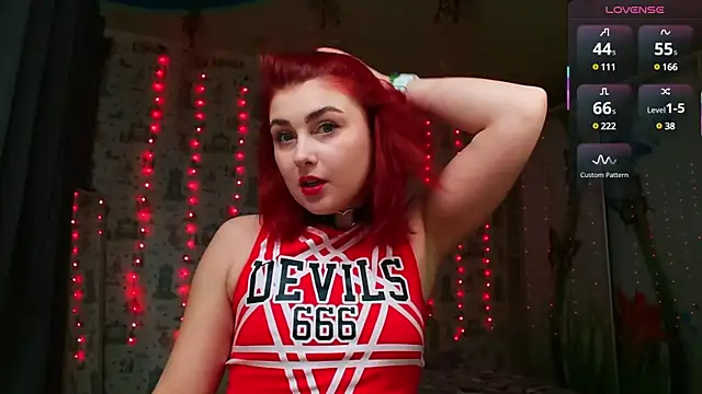 SmokyRose online show from February 19, 11:38 am