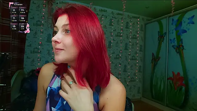 SmokyRose online show from October 27, 1:15 pm