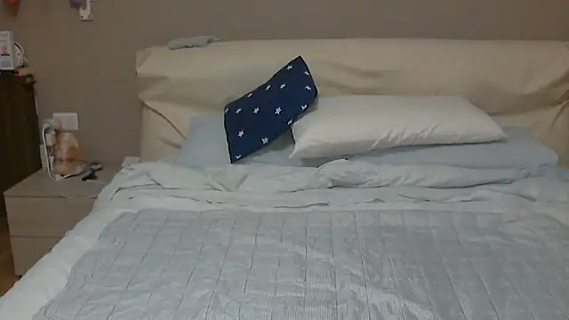 Snapshot of -K-- chatting on January 15, 4:32 pm -K-- online show from January 15, 4:32 pm