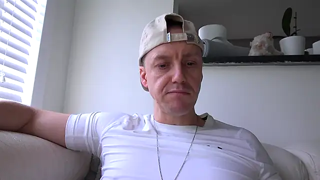 ploki2180 online show from November 2, 2:52 pm