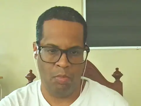 thesugar32 online show from April 30, 12:22 pm