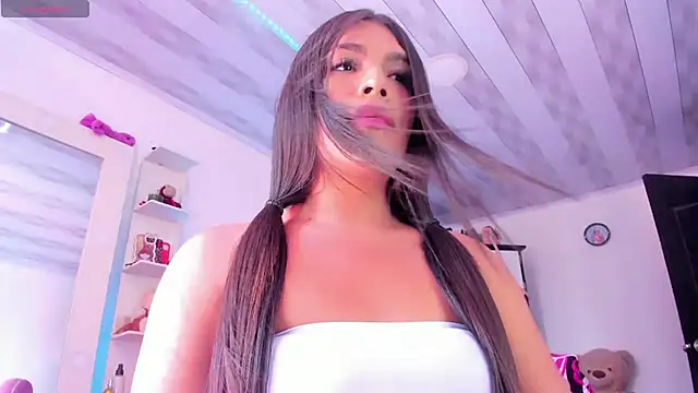 Snapshot of briitany_hot chatting on January 23, 5:42 pm briitany hot online show from January 23, 5:42 pm