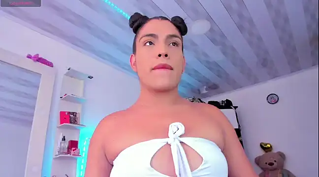 Snapshot of briitany_hot chatting on March 15, 6:54 pm briitany hot online show from March 15, 6:54 pm