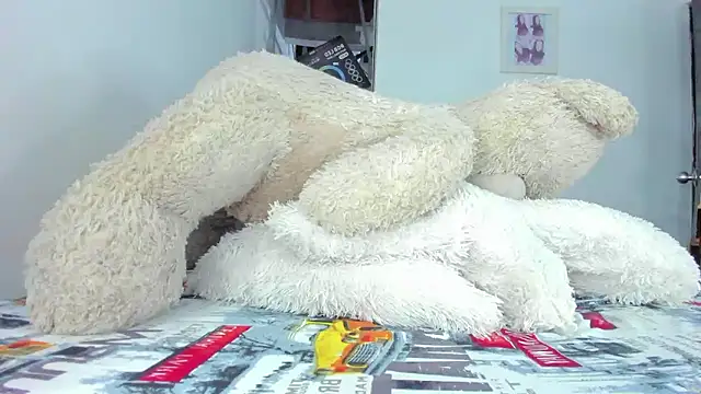 Snapshot of briitany_hot chatting on January 8, 1:30 am briitany hot online show from January 8, 1:30 am