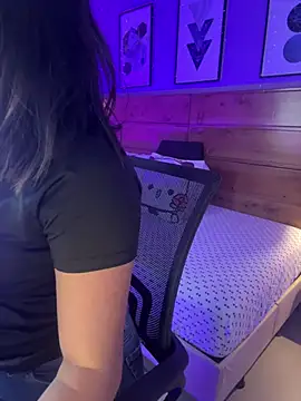 Snapshot of mahia_queen chatting on July 1, 11:34 am mahia queen online show from July 1, 11:34 am