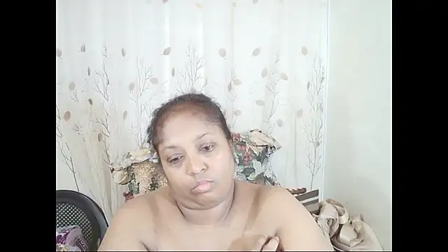 Snapshot of Indiantasha chatting on May 27, 1:57 am Indiantasha online show from May 27, 1:57 am