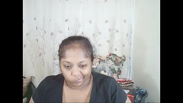 Snapshot of Indiantasha chatting on June 2, 4:53 pm Indiantasha online show from June 2, 4:53 pm