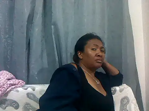 Snapshot of sexyladii chatting on October 3, 4:59 pm sexyladii online show from October 3, 4:59 pm