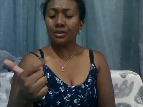 Snapshot of sexyladii chatting on October 8, 4:48 pm sexyladii online show from October 8, 4:48 pm