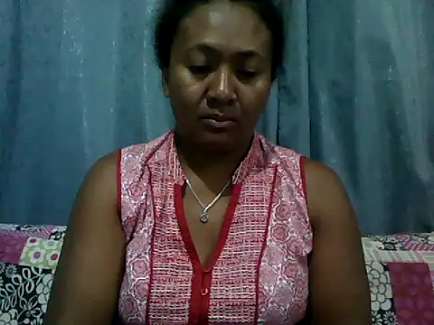 Snapshot of sexyladii chatting on May 14, 4:47 pm sexyladii online show from May 14, 4:47 pm