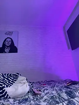 Niky Love online show from December 15, 9:13 am