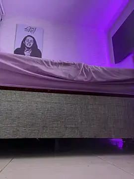 Niky Love online show from March 15, 7:53 am