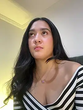 Snapshot of Nina_lovi chatting on December 20, 11:05 pm Nina lovi online show from December 20, 11:05 pm