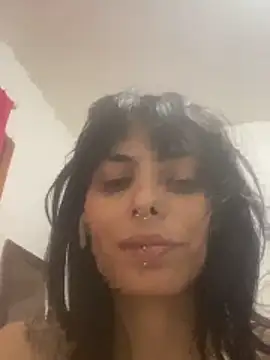 Snapshot of Sarah-safada chatting on February 23, 2:31 am Sarah-safada online show from February 23, 2:31 am