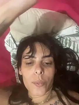 Snapshot of Sarah-safada chatting on April 27, 2:53 am Sarah-safada online show from April 27, 2:53 am