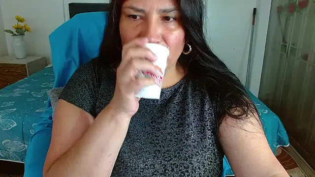 salomexlove 20 online show from July 31, 1:10 pm