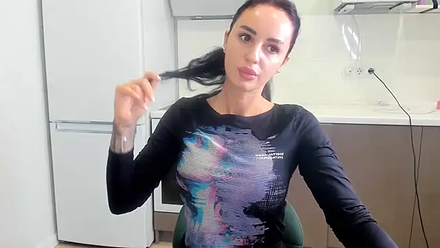 Snapshot of Your_Masha chatting on November 28, 8:50 am Your Masha online show from November 28, 8:50 am