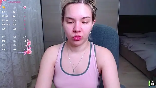 Snapshot of Lana__Nova chatting on November 15, 10:56 am Lana Nova online show from November 15, 10:56 am