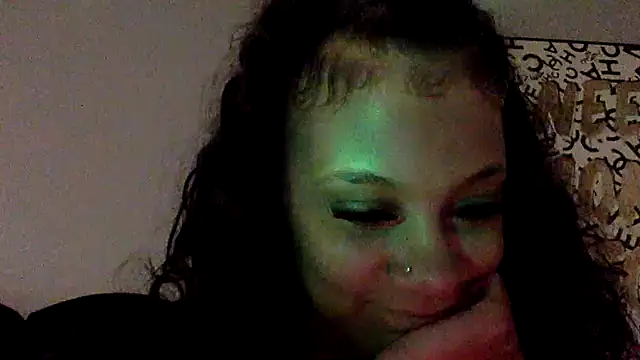 pinksugarxx online show from April 25, 9:34 pm