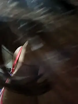 Snapshot of AbellaLizz chatting on October 31, 7:53 am AbellaLizz online show from October 31, 7:53 am