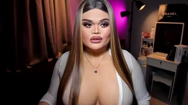 KarolinaThompson online show from December 1, 4:29 pm