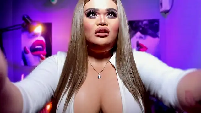 KarolinaThompson online show from September 25, 6:22 pm