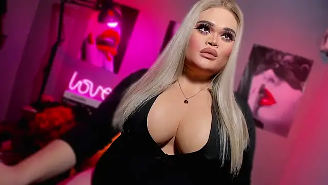 KarolinaThompson online show from October 11, 8:40 pm