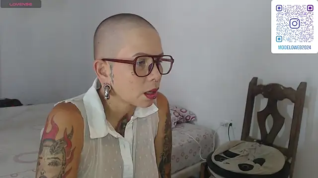 moon cat85 online show from January 23, 6:03 pm