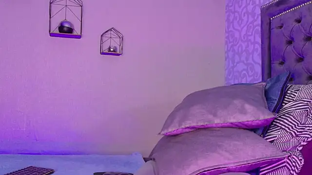 MariiePrice online show from January 3, 8:32 am