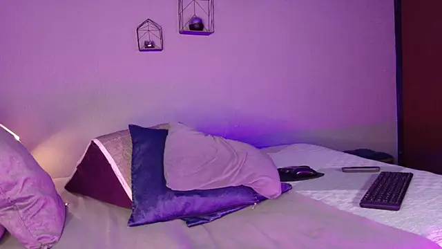 MariiePrice online show from February 2, 12:51 am