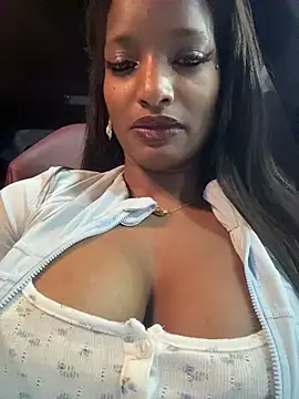 NicoleCocksXXX online show from May 2, 8:30 am