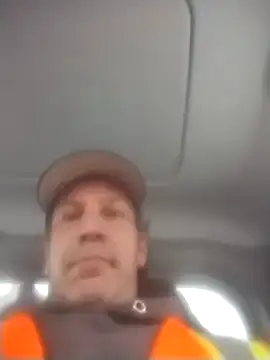 Snapshot of trucker1979 chatting on November 21, 3:22 pm trucker1979 online show from November 21, 3:22 pm