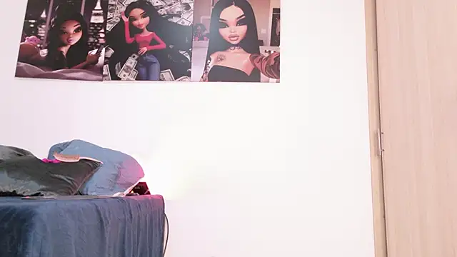 Ariana lopezz online show from July 6, 8:44 am