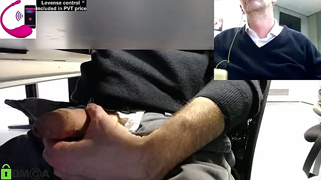 Snapshot of pliko chatting on December 3, 2:15 pm pliko online show from December 3, 2:15 pm