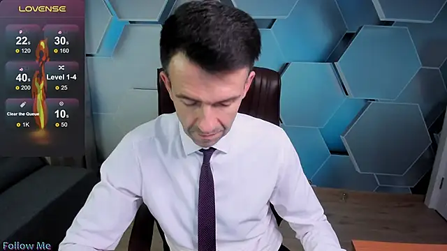 SteveTiger online show from November 20, 12:49 pm