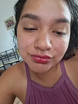 Snapshot of blerstefan1 chatting on October 29, 12:40 pm blerstefan1 online show from October 29, 12:40 pm