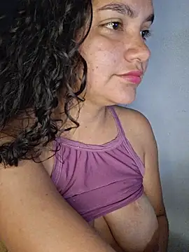 Snapshot of blerstefan1 chatting on November 28, 11:24 am blerstefan1 online show from November 28, 11:24 am