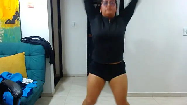 Snapshot of Ixchel_Anaid chatting on March 4, 11:29 am Ixchel Anaid online show from March 4, 11:29 am