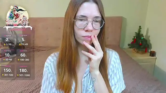 Snapshot of FairyTaylor chatting on December 31, 7:31 am FairyTaylor online show from December 31, 7:31 am