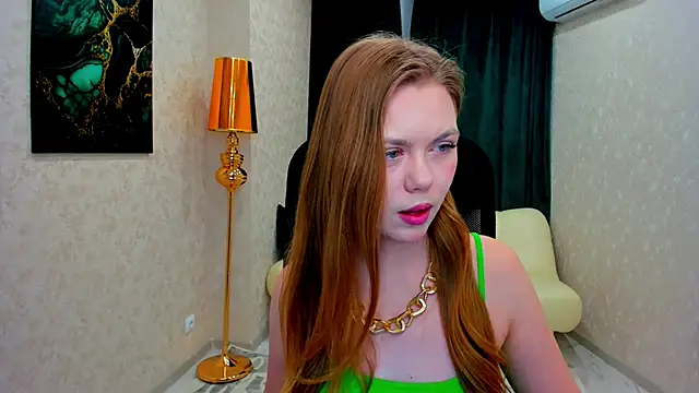 Strawberrye online show from February 19, 3:50 am