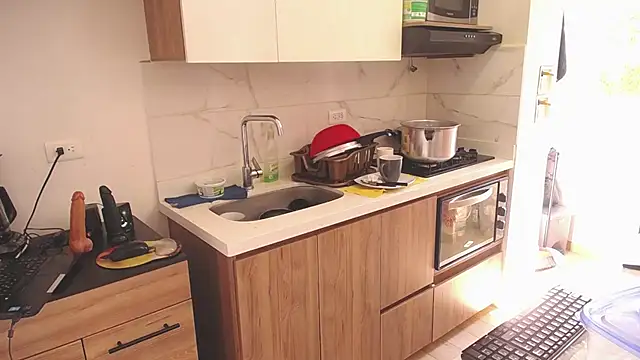 Snapshot of Tits__sweet chatting on January 16, 3:46 pm Tits sweet online show from January 16, 3:46 pm